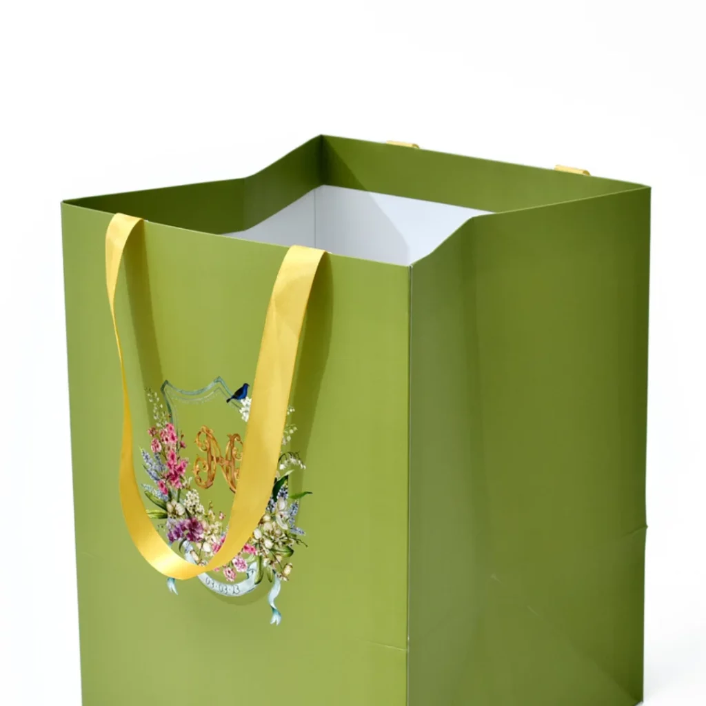 Shiny Ribbon Paper Bags in Doha Qatar