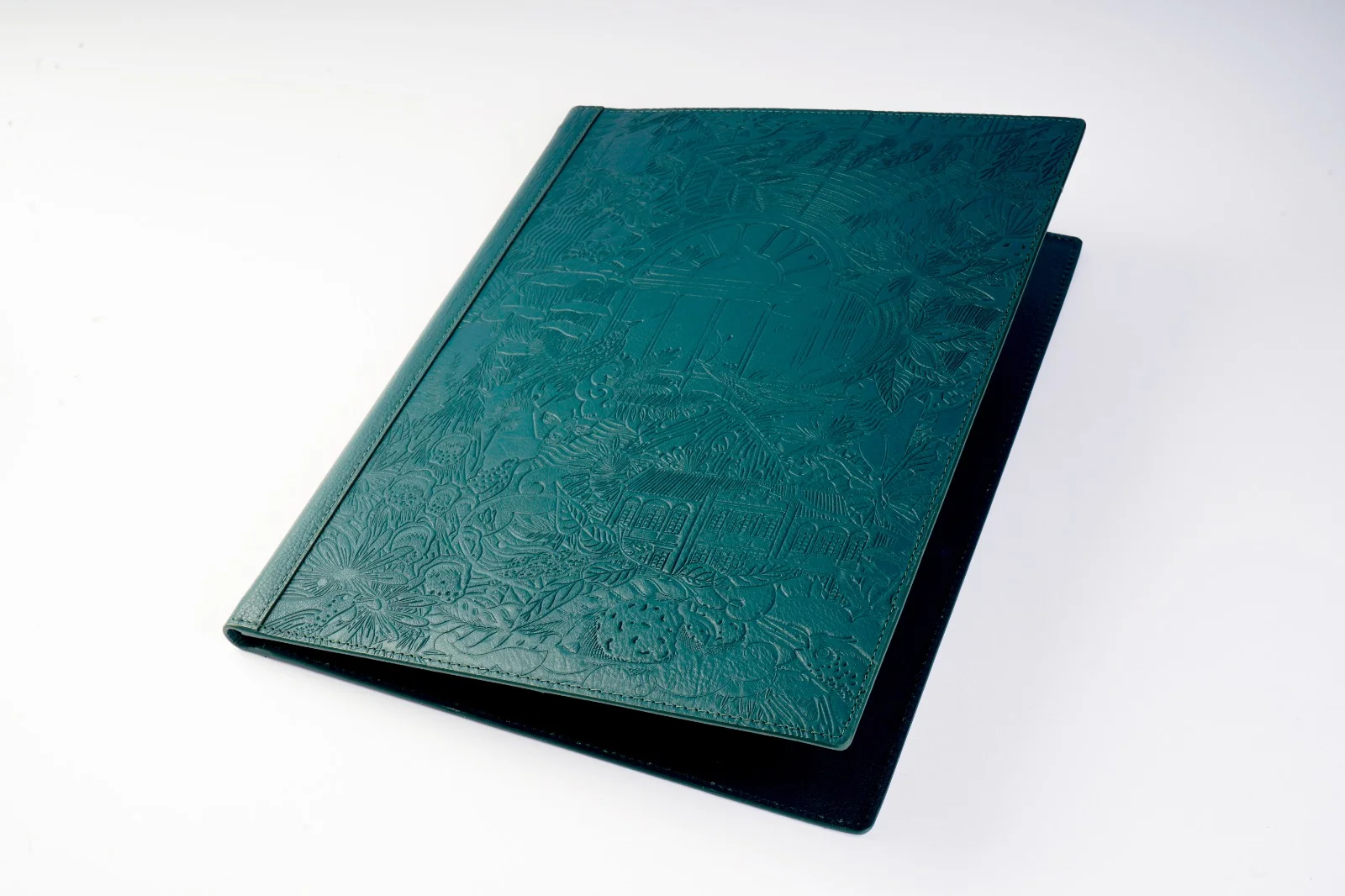 Menu Leather Folder in Qatar